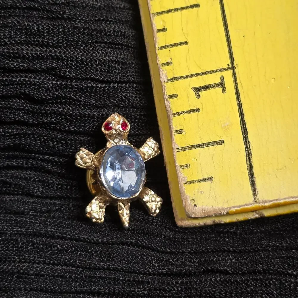 Vintage Turtle Brooch Gold Tone Blue Rhinestone Coastal Nautical Pin